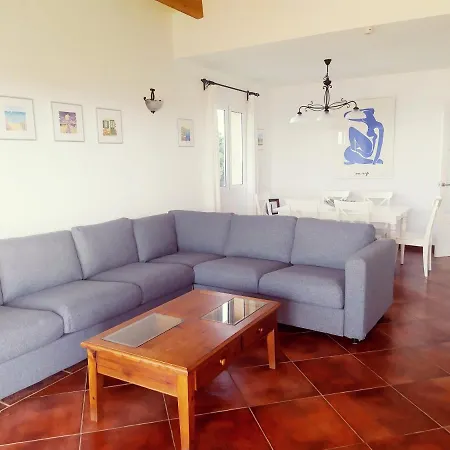 Villa Betonia Punta Prima (Menorca)